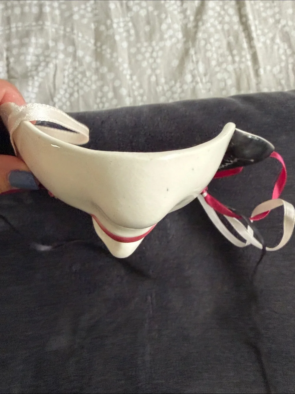 Vintage Decorative Geisha Wall Mask in Cream and Pink